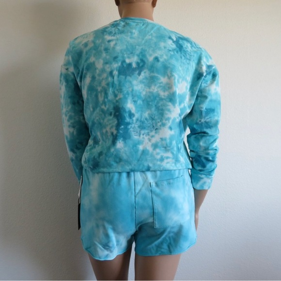 KUT from the Kloth Jeans Women Tie Dye Sweatshirt and Shorts Size L fits 14 NWT - Picture 3 of 4